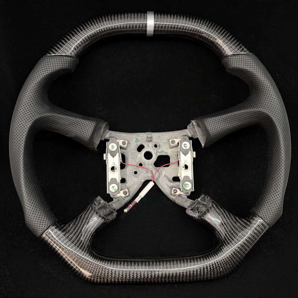 1998-2002 Chevrolet Silverado/Blazer/S10/Tahoe/Suburban GMC Sierra/Yukon Carbon Fiber Steering Wheel Steering Wheels