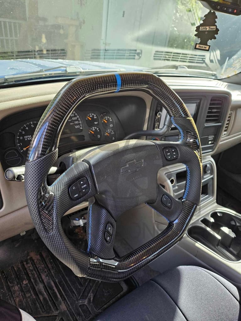 2003-2006 Chevrolet Silverado/TRAILBLAZER GMC YUKON/SIERRA Carbon Fiber Steering Wheel Steering Wheels