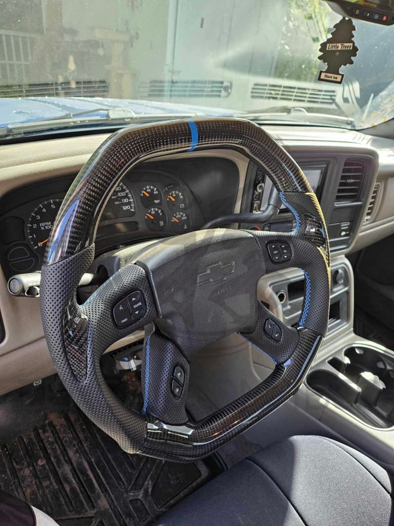2003-2006 Chevrolet Silverado/TRAILBLAZER GMC YUKON/SIERRA Carbon Fiber Steering Wheel Steering Wheels