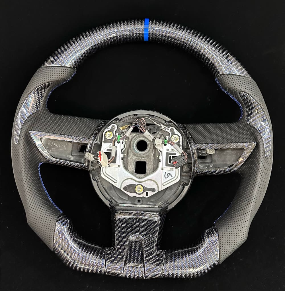 2010-2011 Chevrolet Camaro Carbon Fiber Steering Wheel