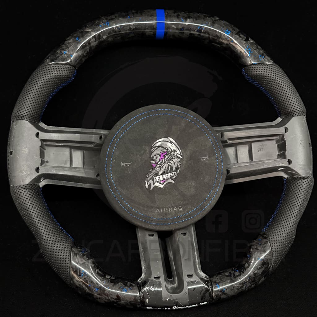 2010-2014 Ford S197 Mustang Carbon Fiber Steering Wheel Steering Wheels