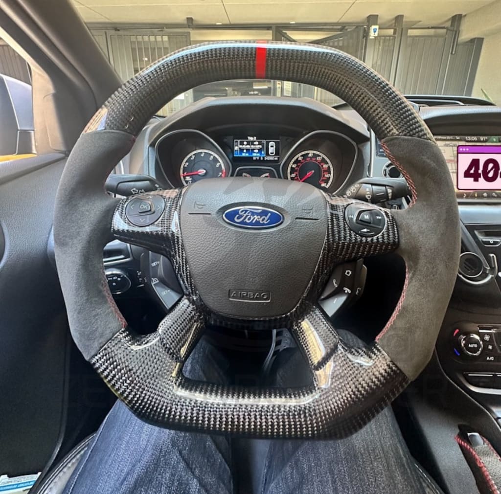 2012-2014 Ford Focus Carbon Fiber Steering Wheel Steering Wheel
