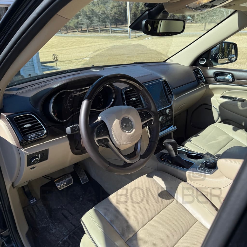 2014 + Jeep Cherokee/WK2 Grand Cherokee (non-SRT) Custom Airbag Cover