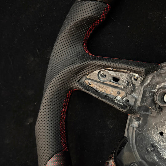 IN STOCK - 2021-2025 Audi B9.5/8Y A/S/RS 4/5 Carbon Fiber Steering Wheel - Steering Wheels