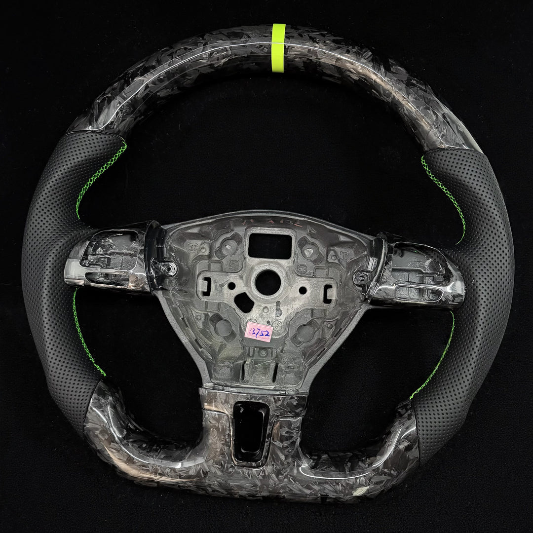 2010-2014 Volkswagen/VW MK6 Golf/Jetta/Passat Carbon Fiber Steering Wheel