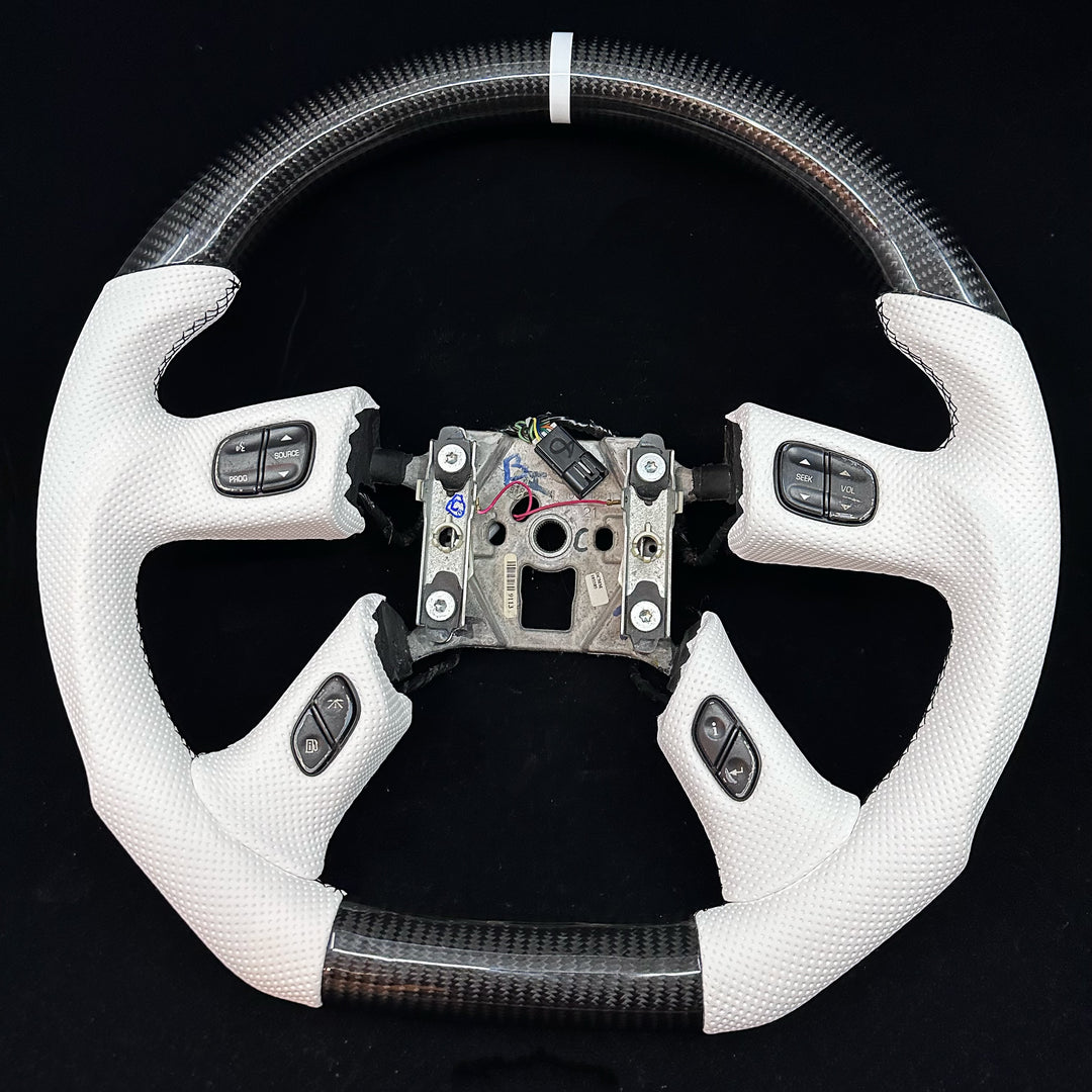 2003-2006 Chevrolet Silverado/TRAILBLAZER, GMC YUKON/SIERRA Carbon Fiber Steering Wheel