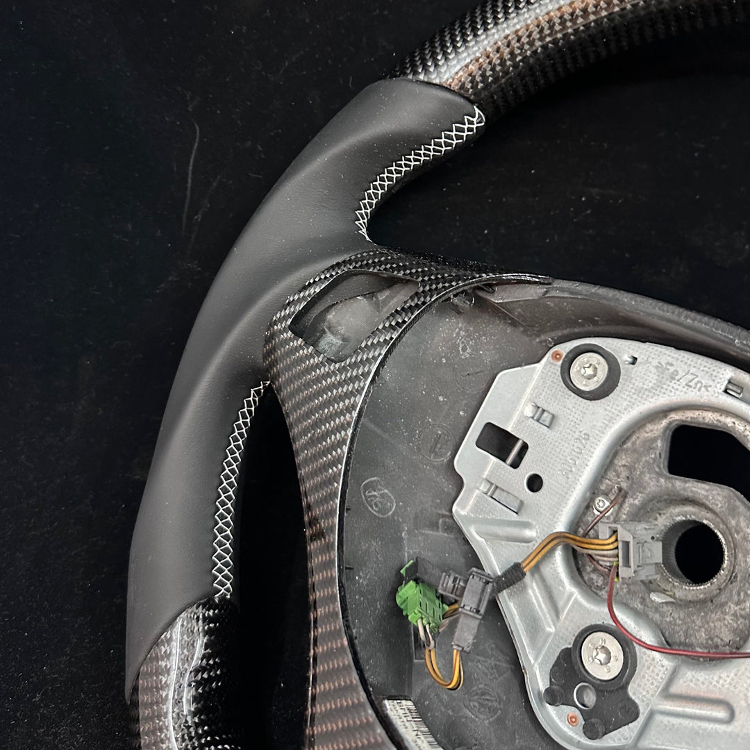 IN STOCK - 2006-2011 BMW E9X/E8X Sport Carbon Fiber Steering Wheel