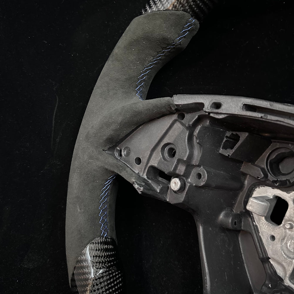 IN STOCK - 2014-2019 Chevrolet C7 Corvette Carbon Fiber Steering Wheel