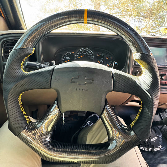 2003-2006 Chevrolet Silverado/TRAILBLAZER, GMC YUKON/SIERRA Carbon Fiber Steering Wheel