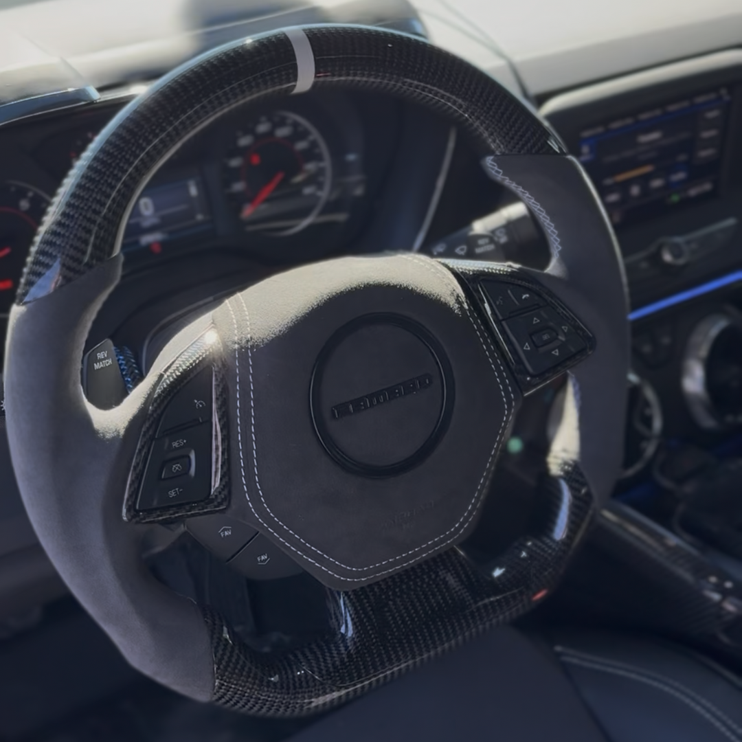 Volante de fibra de carbono Chevrolet Camaro 2015+ de sexta generación