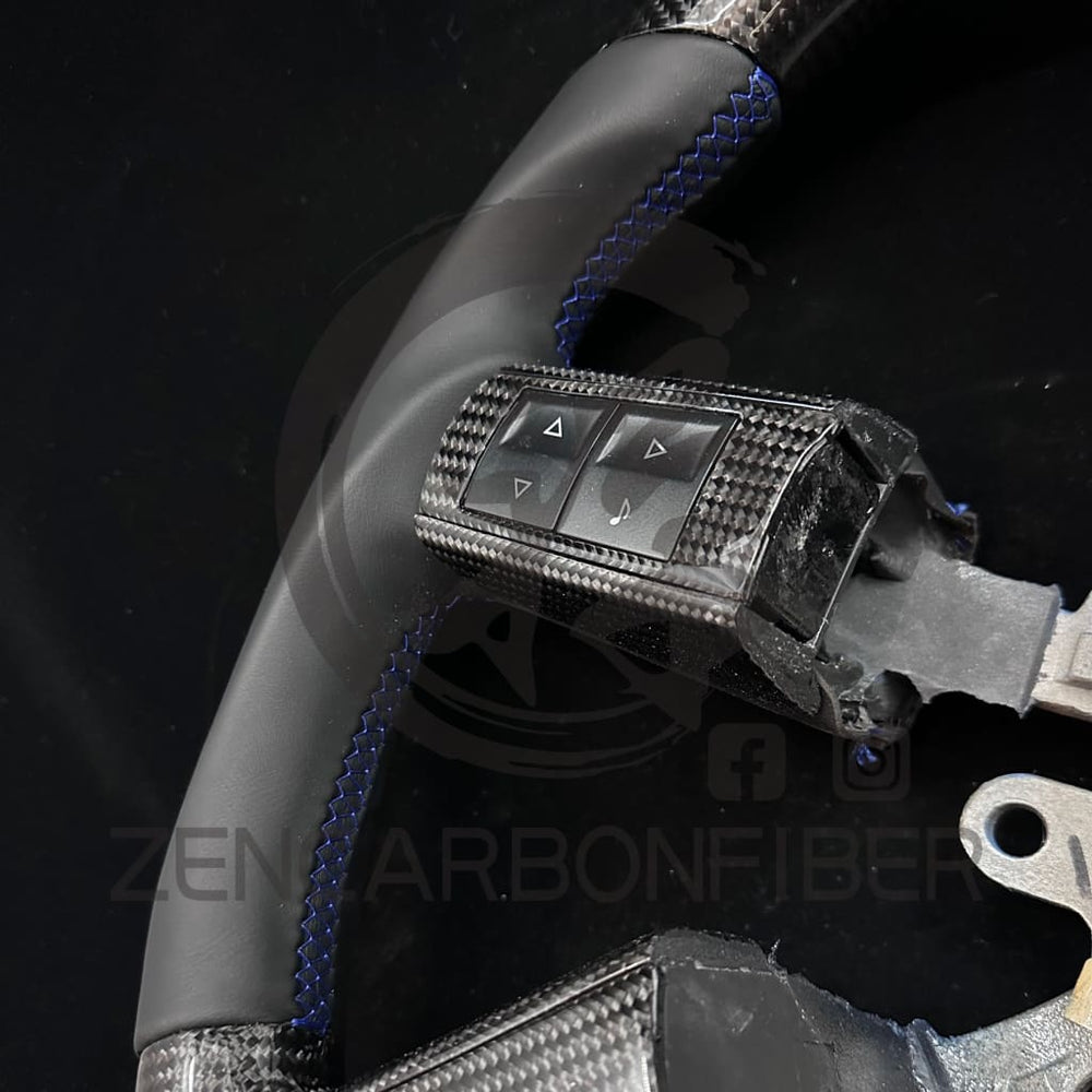 IN STOCK - 2005-2010 Chrysler 300/ Dodge Charger/Challenger/Magnum Carbon Fiber Steering Wheel