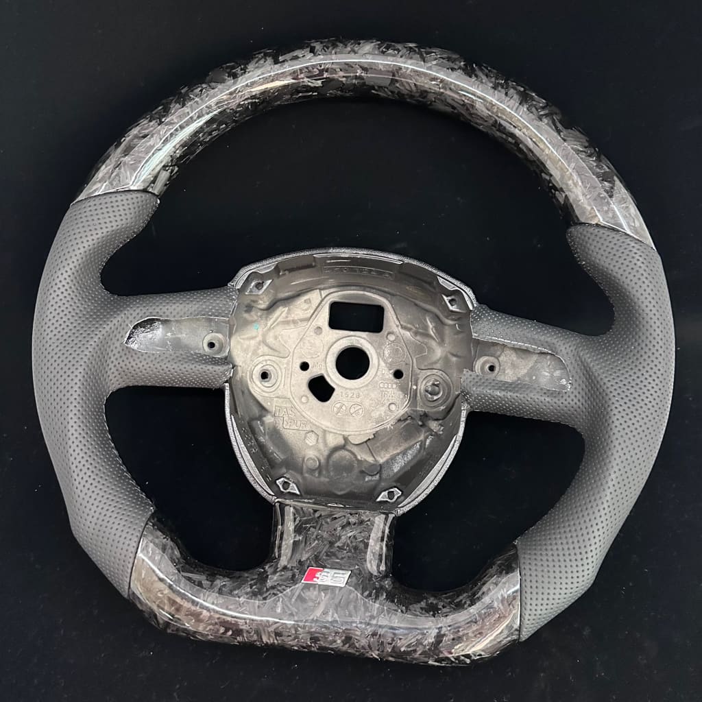 In Stock - 2006-2011 Audi B7/B8 A/S/Rs 4/5 3-Spoke Carbon Fiber Steering Wheel