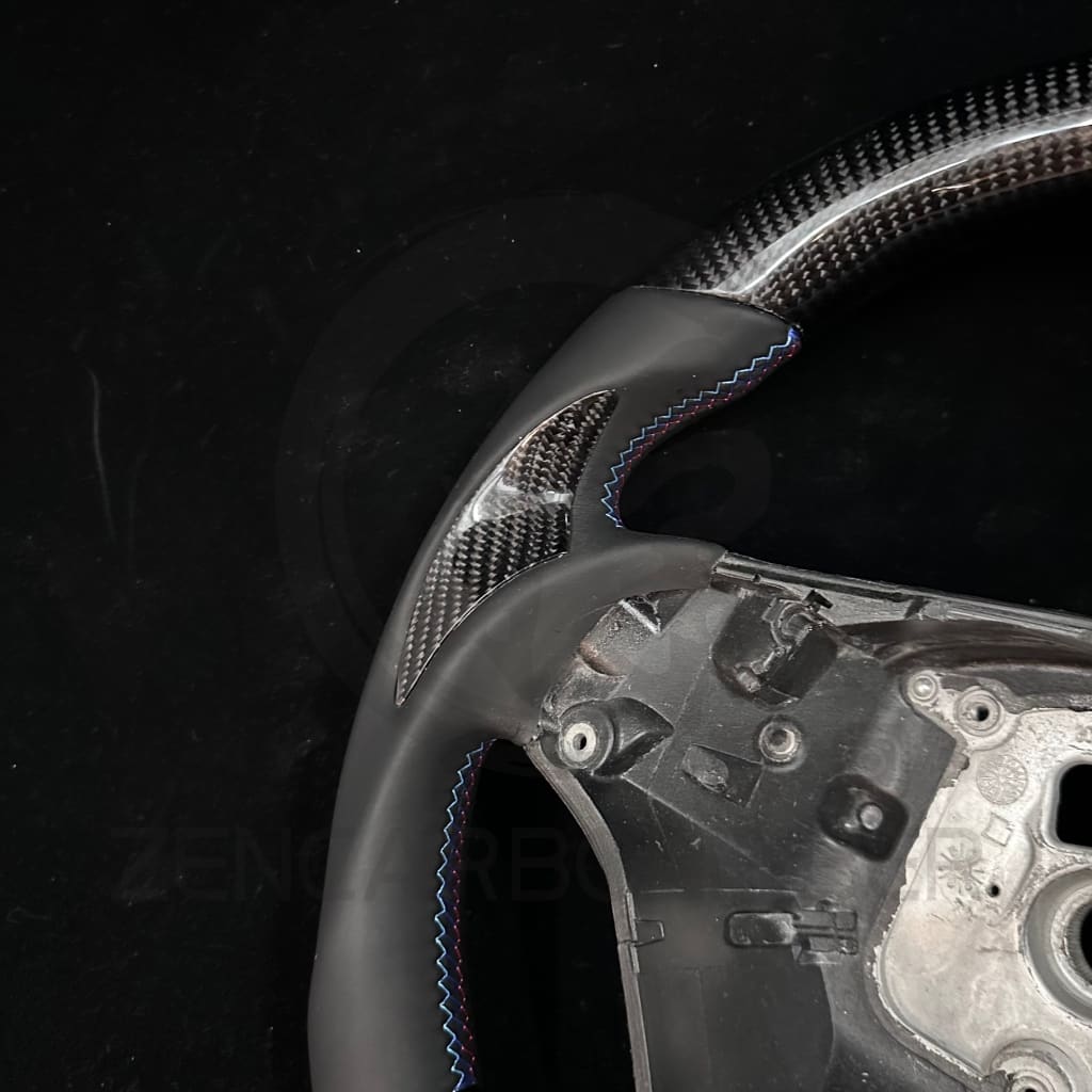 IN STOCK- 2006-2011 BMW E9X/E8X Sport Carbon Fiber Steering Wheel (no paddles shifters) steering wheel