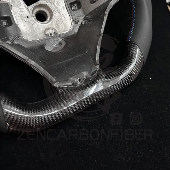 IN STOCK- 2006-2011 BMW E9X/E8X Sport Carbon Fiber Steering Wheel (no paddles shifters) steering wheel