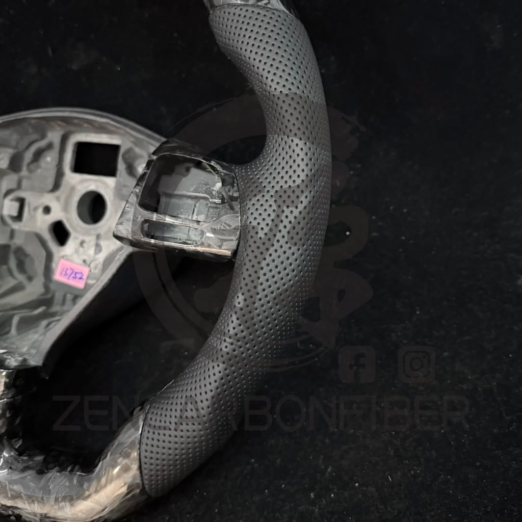IN STOCK - 2011 -2014 Volkswagen/VW MK6 Jetta Carbon Fiber Steering Wheel - Steering Wheels