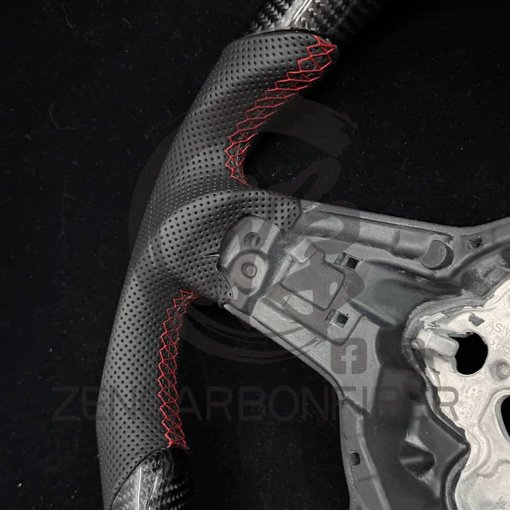 IN STOCK - 2015-2021 Volkswagen/VW Golf MK7 GTI/R/Jetta GLI DSG Carbon Fiber Steering Wheel Steering Wheels