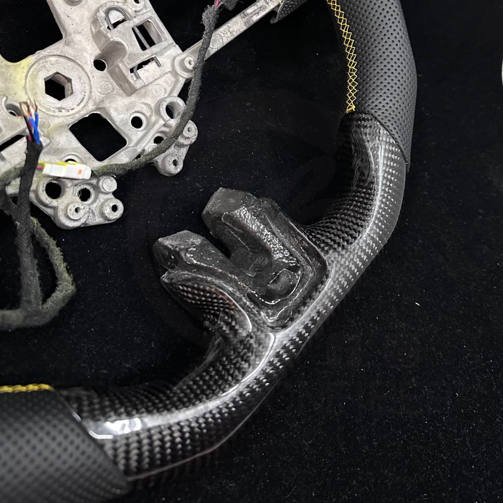 IN STOCK- 2018-2023 S550 Ford Mustang Heated Carbon Fiber Steering Wheel