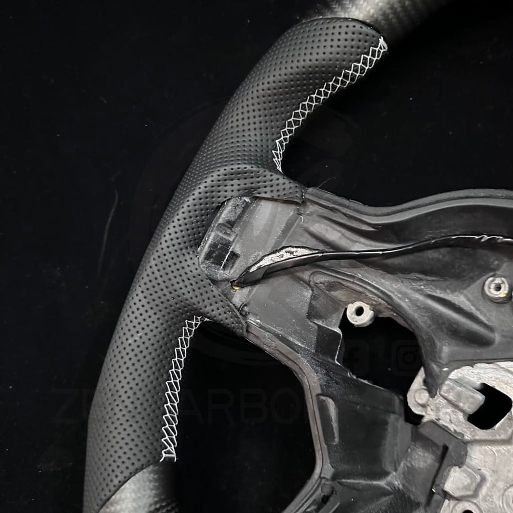 IN STOCK - 2021 + Ford F150 Raptor Heated Carbon Fiber Steering Wheel
